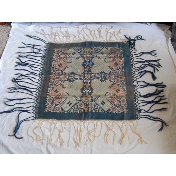 Vintage Silk Brocade Piano Scarf/Shawl - Picture 2 of 8